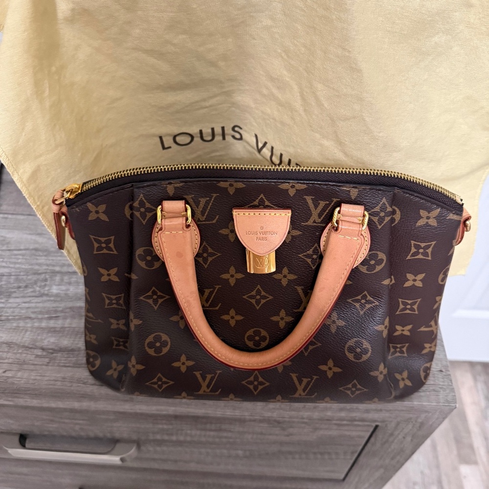 Lv